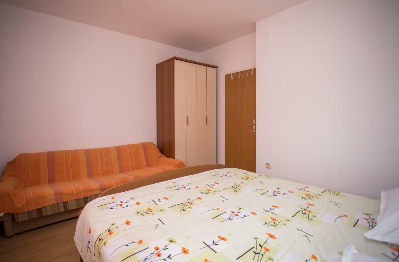 פרימוסטן Apartments Gloria מראה חיצוני תמונה