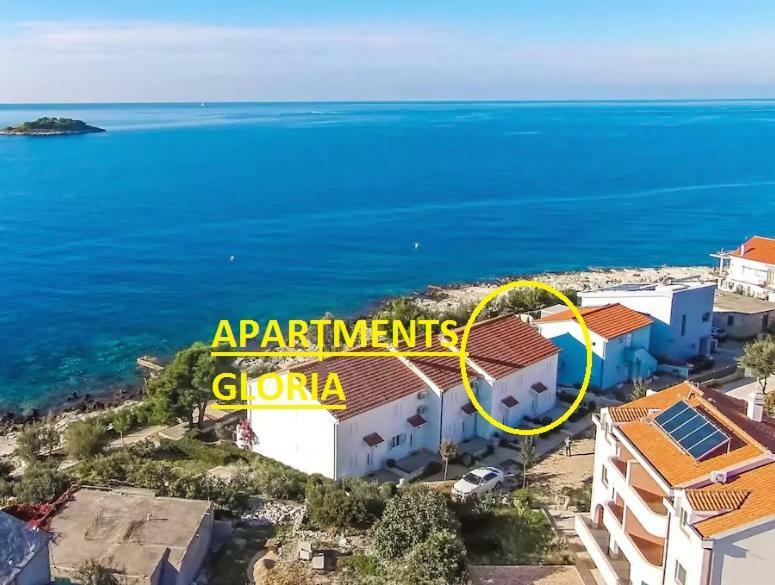 פרימוסטן Apartments Gloria מראה חיצוני תמונה