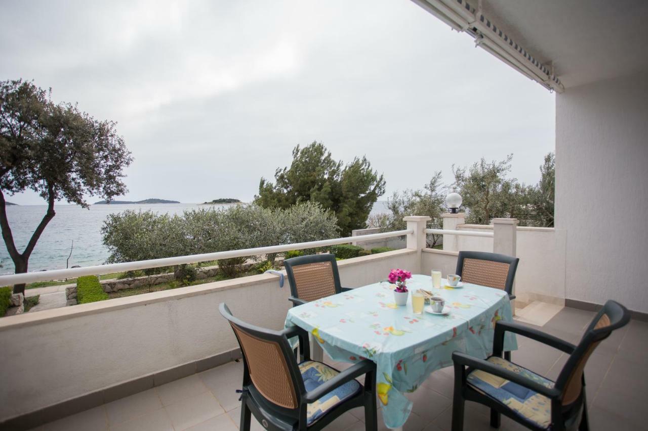 פרימוסטן Apartments Gloria מראה חיצוני תמונה