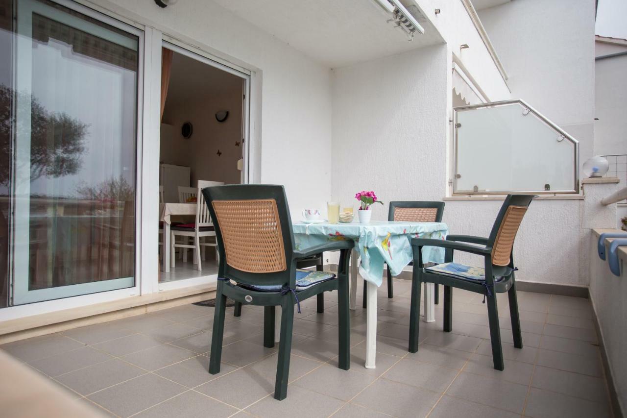פרימוסטן Apartments Gloria מראה חיצוני תמונה