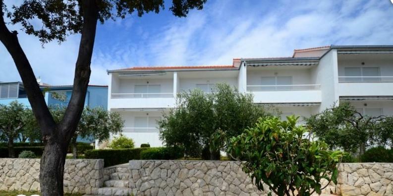 פרימוסטן Apartments Gloria מראה חיצוני תמונה